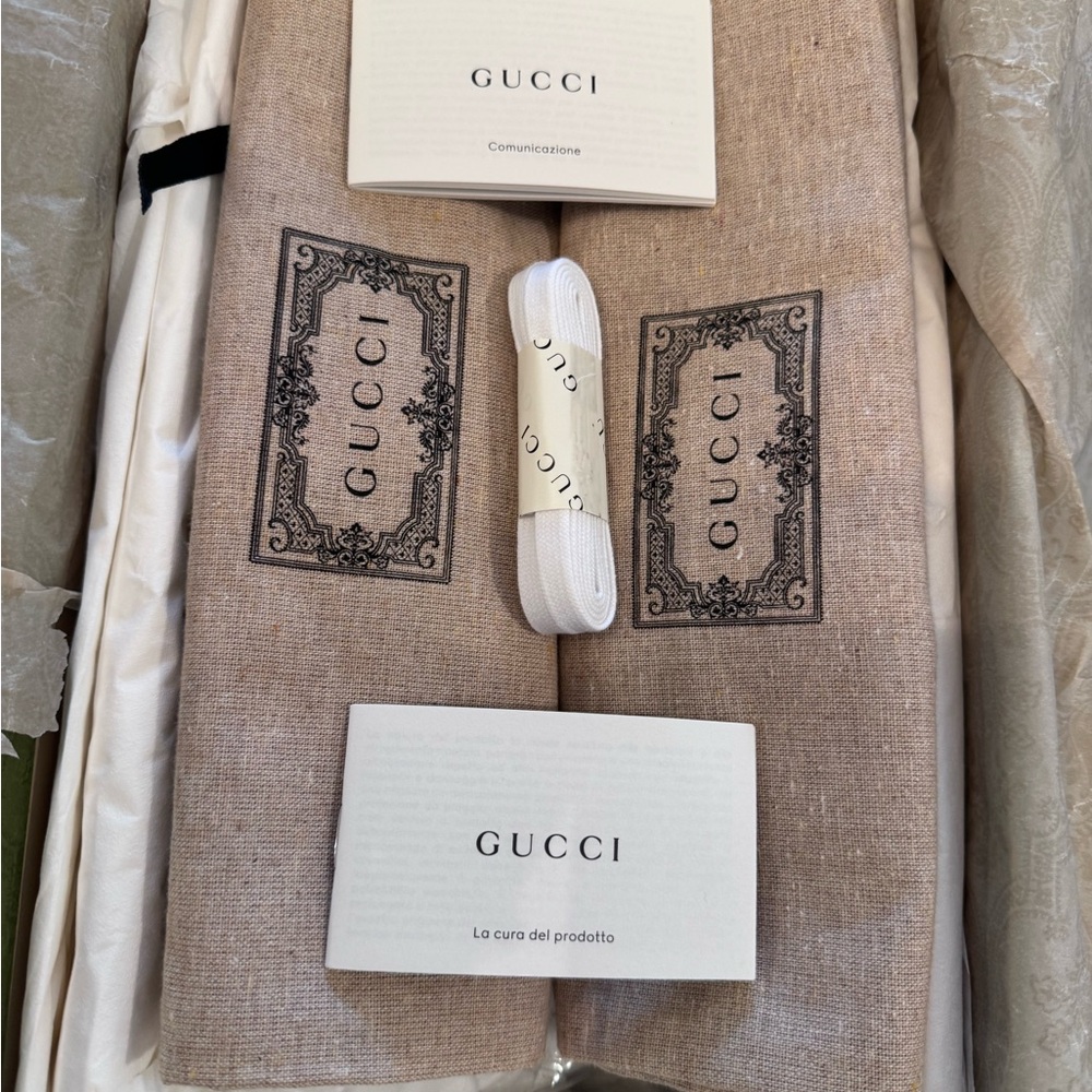 Gucci White Rhyton Logo Canvas Lace-Up Sneakers size 36 - Picture 10 of 12